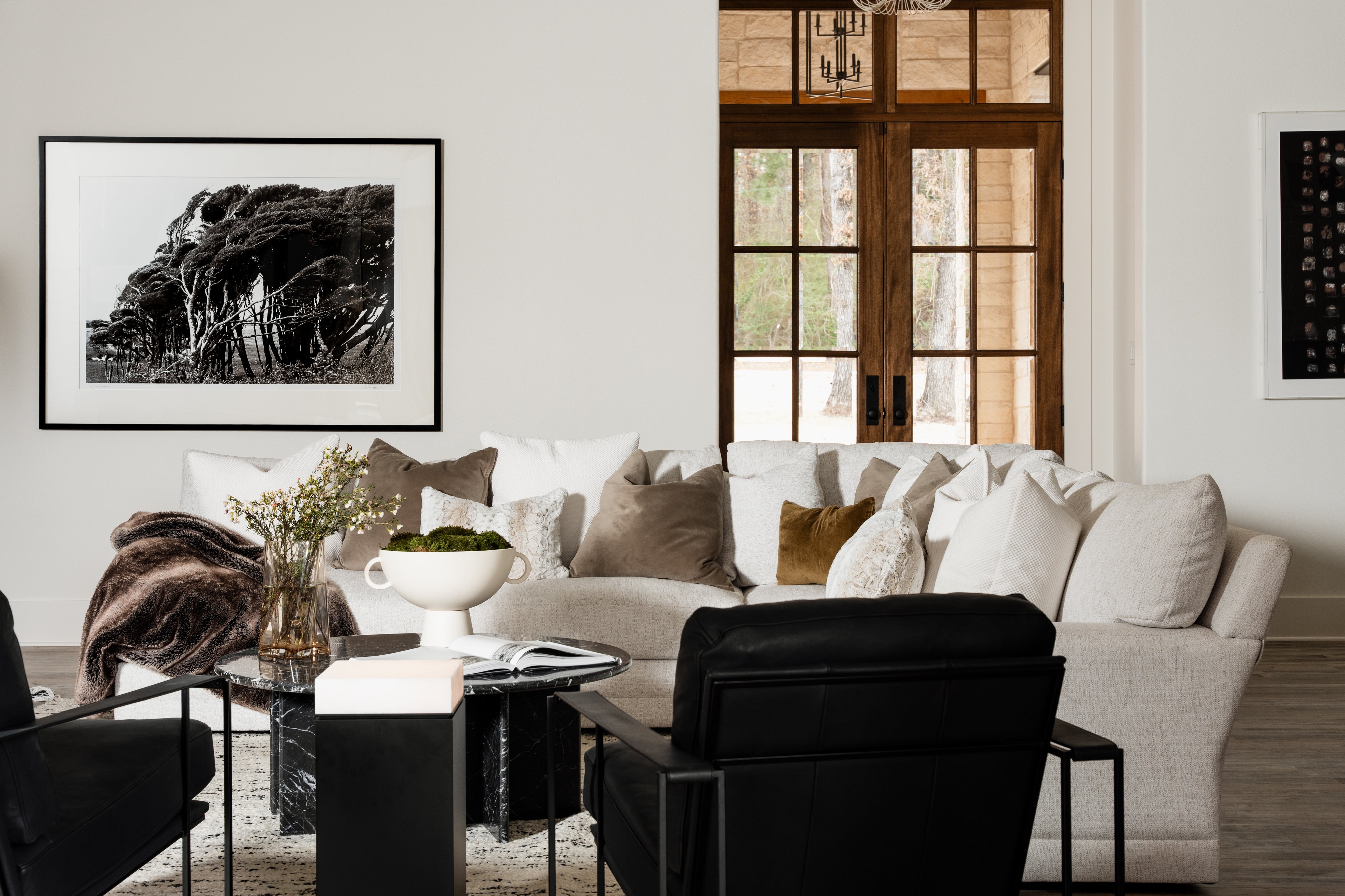 The 4 Best Fabrics for Couches: The Luxury Home’s Guide from an East Texas Interior Designer