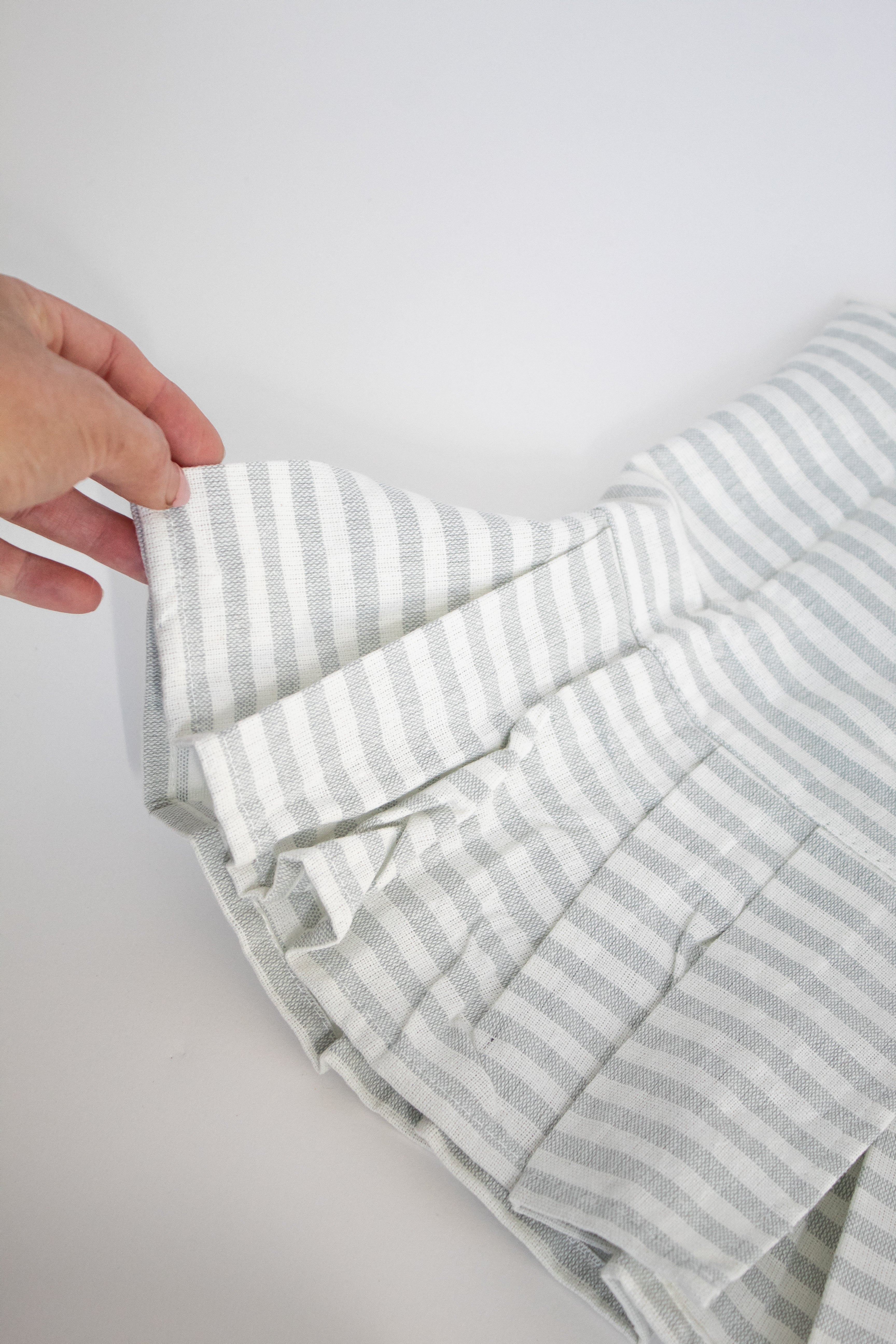Cotton Ruffle Hand Towel